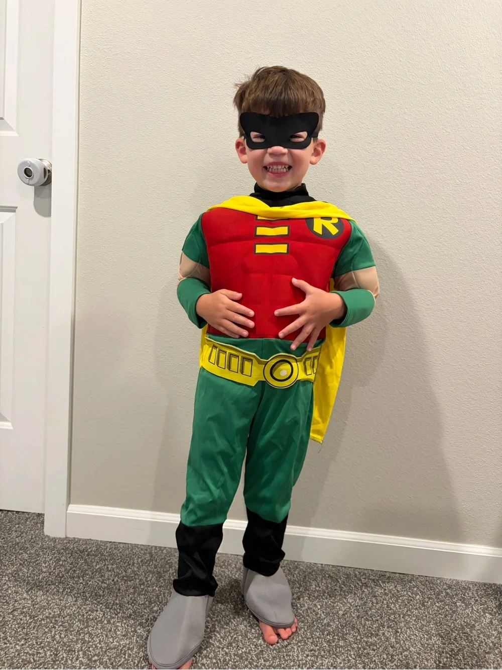 Rubie's Green, Red and Yellow Robin Superhero Costume